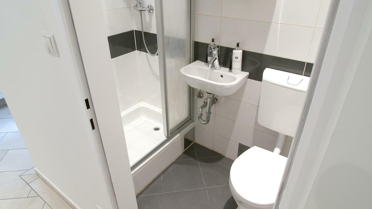 Laguna Apartment Wina Bagian luar foto